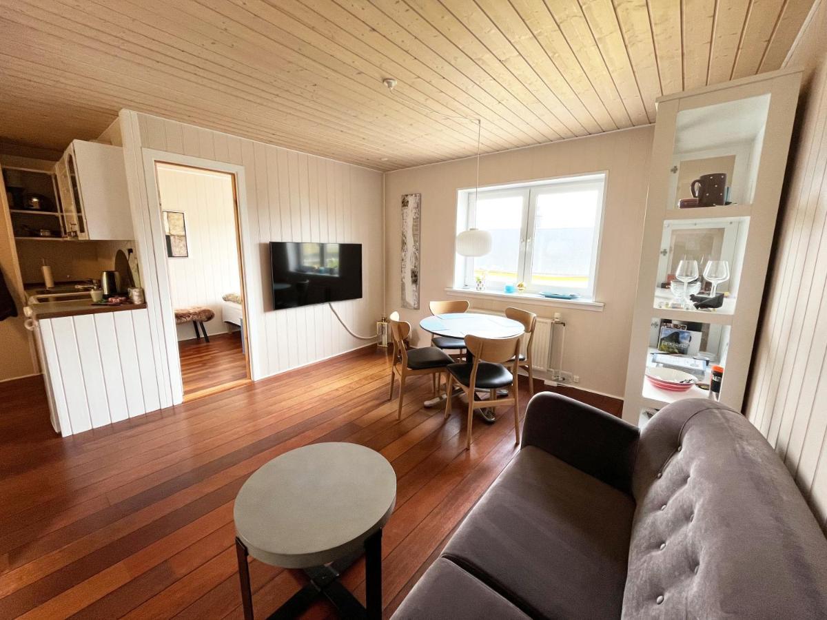 Modern Apartment Near Beach, Marina & City Centre Τόρσχαβν Εξωτερικό φωτογραφία